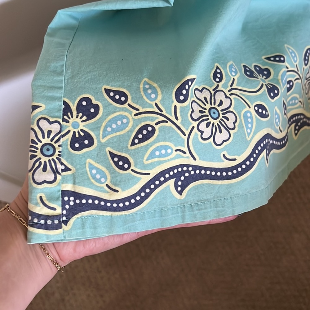 Retro Roxy Wrap Dress - Picture 3 of 5